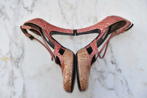 PRADA TWO-TONE CROPO PUMPS
