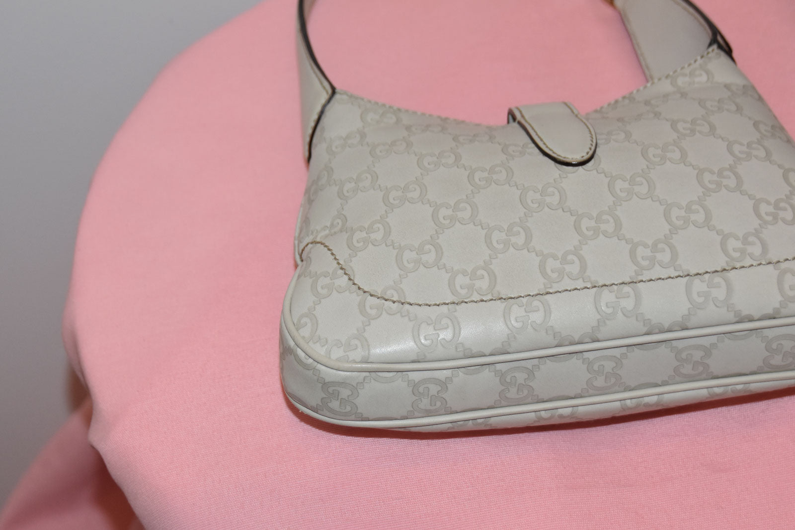 GUCCI WHITE GUCCISSIMA LEATHER JACKIE O BOUVIER MEDIUM HOBO
