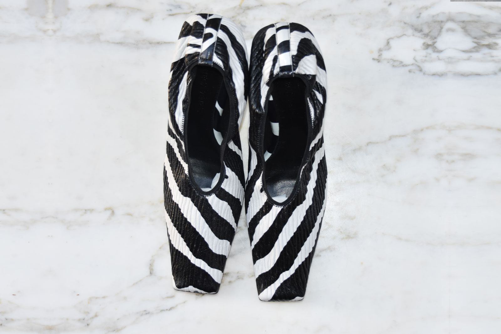 BOTTEGA VENETA PRINT BLACK/WHITE ZEBRA PRINT PUMPS