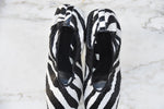 Load image into Gallery viewer, BOTTEGA VENETA PRINT BLACK/WHITE ZEBRA PRINT PUMPS
