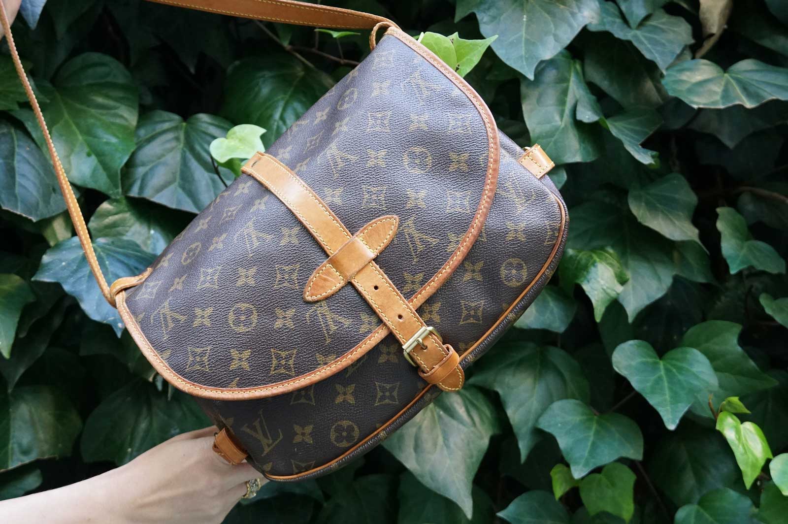 Louis Vuitton Monogram Saumur 25 - Brown Crossbody Bags, Handbags -  LOU775835