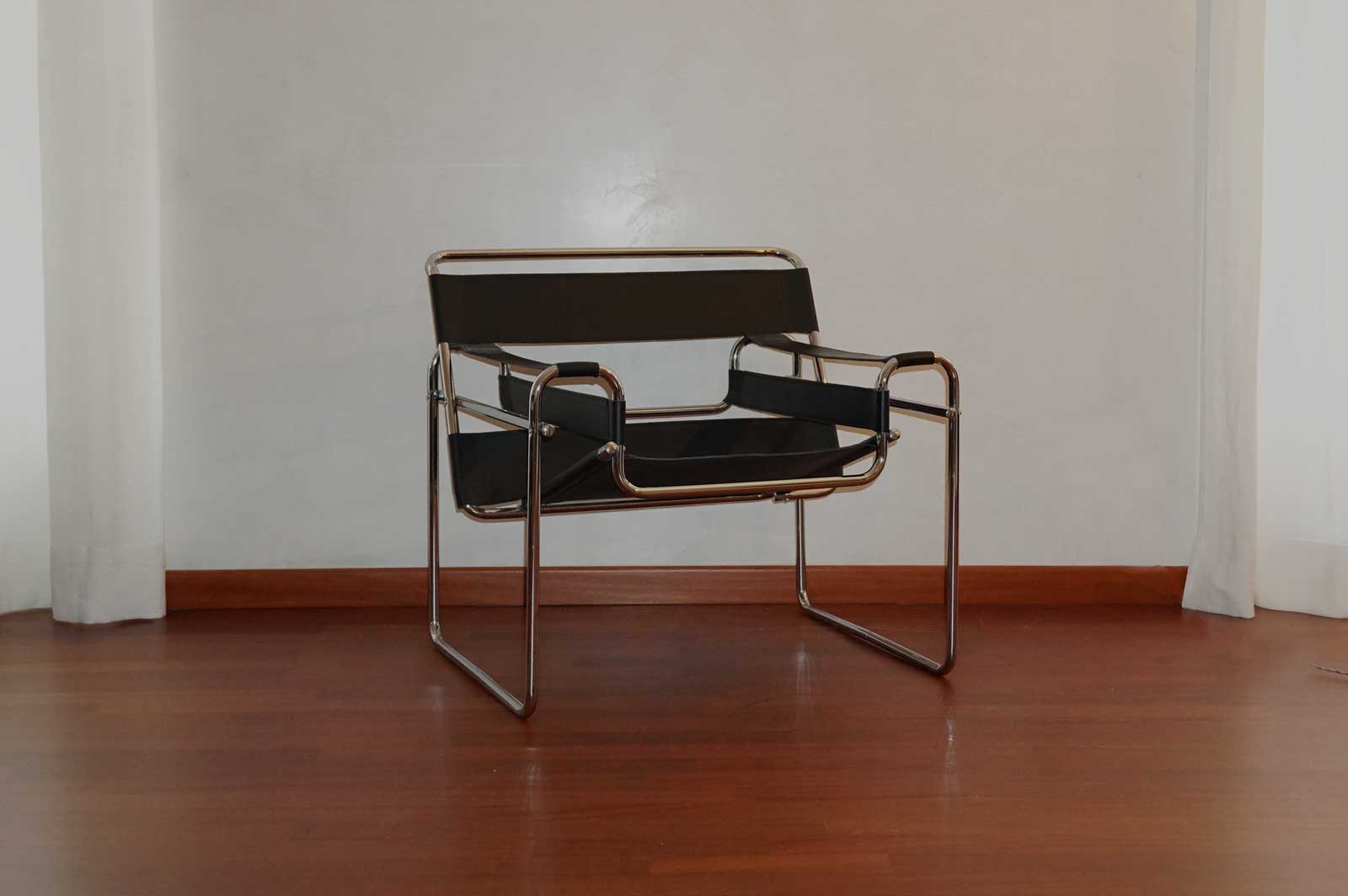 WASSILY CHAIR REPLICA
